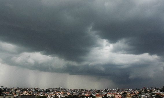 Previsão de pancadas de chuva para Franca continua nesta 2ª feira, 21