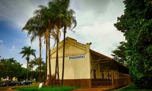 Com salários até R$ 3.969,87, Brodowski inscreve para concurso público