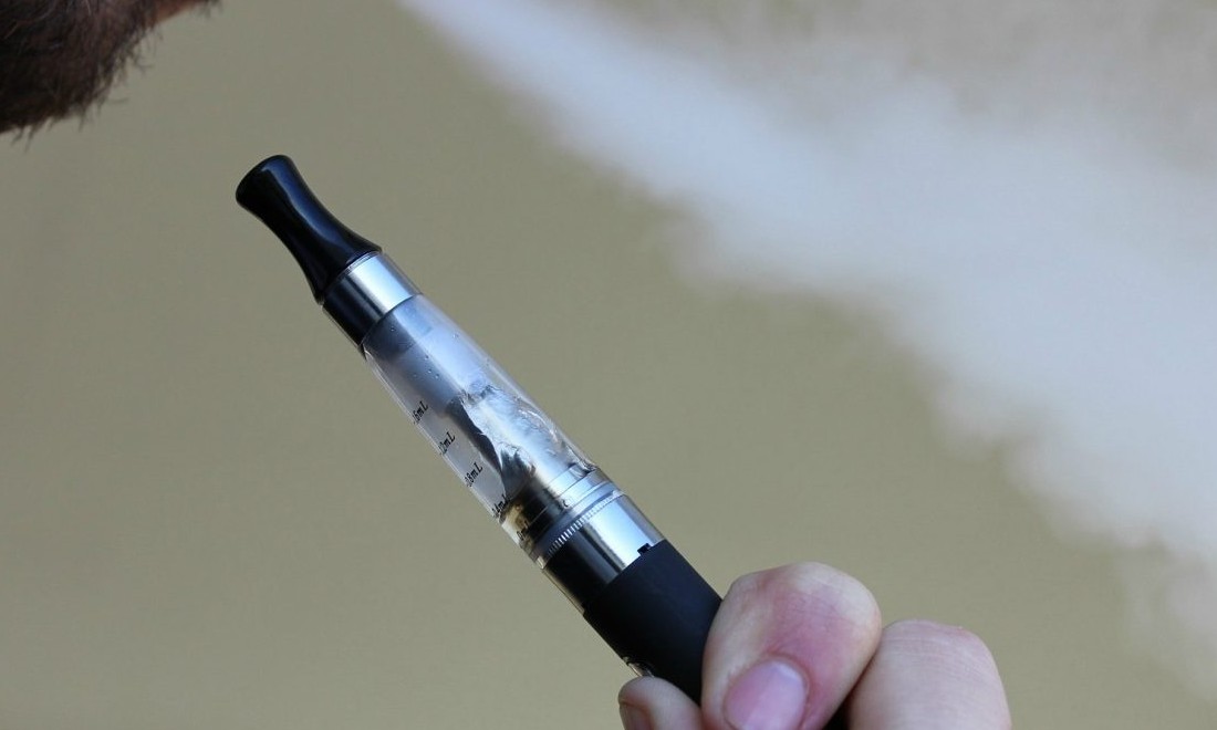 Lesão no pulmão causada por cigarro eletrônico parece queimadura
