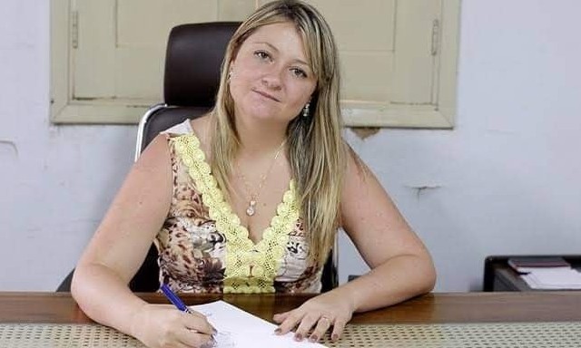 Prefeitura de Cristais abre inscrições para concurso em vários cargos