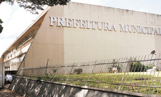 Sobram fiscais e faltam médicos nos concursos abertos pela Prefeitura