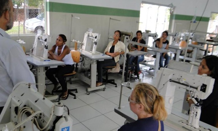 Pedregulho abre inscrição para reativar escola gratuita de pesponto