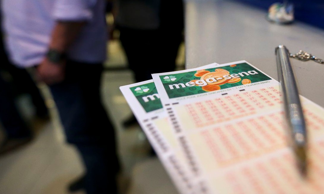 Mega-Sena continua acumulada e prêmio chega a R$ 40 milhões