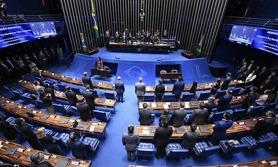 Concurso Senado Federal 2019 para nível médio e superior. Até R$33.003,05