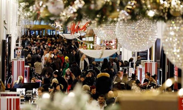 Como gastar menos nas festas de fim de ano e organizar suas finanças