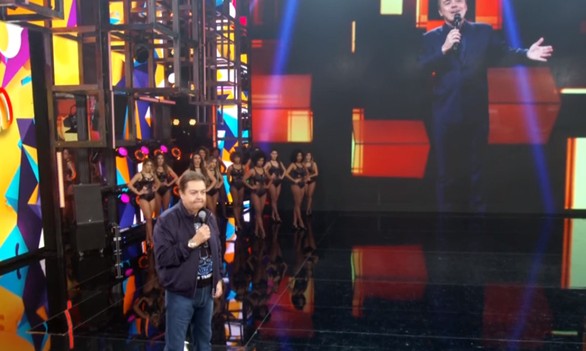 Faustão dedica programa a Gugu, cita sucesso e deseja força à família