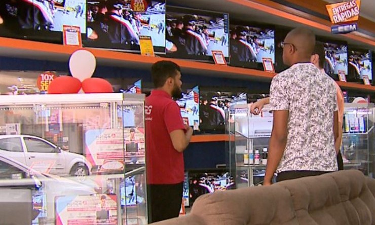 Feriado: Setor comercial de Franca funciona das 9h às 18h nesta quinta-feira, 28