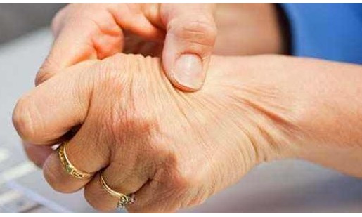 O que pode ser quando as mãos ficam formigando e o que se pode fazer