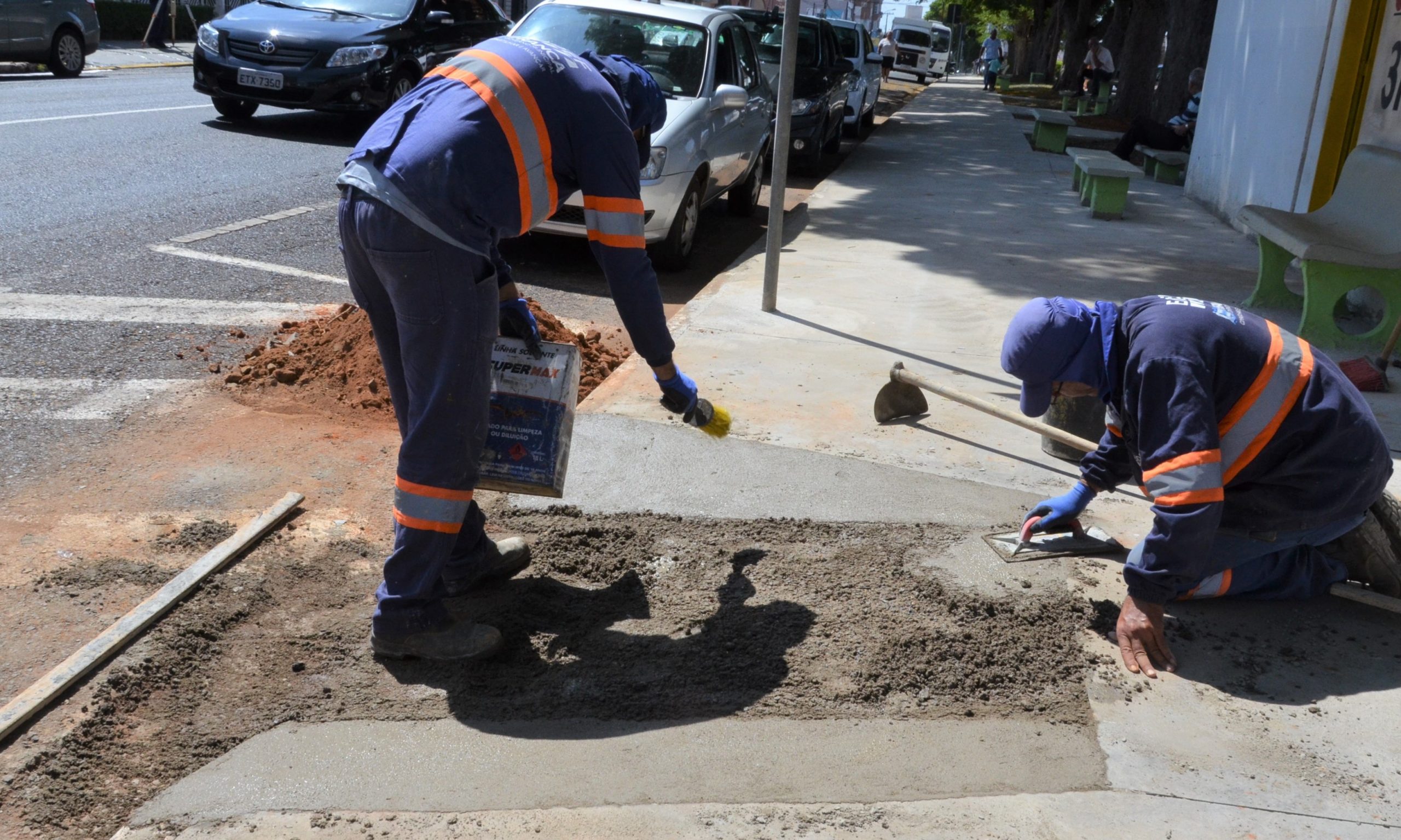 Calçadas da Major Nicácio passam por melhorias para oferecer mobilidade