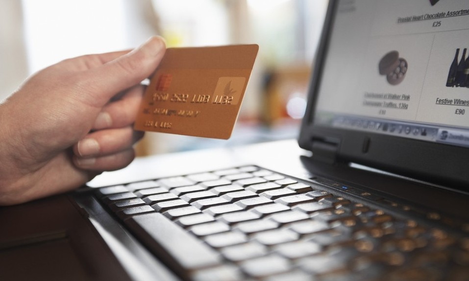 Cinco razões pelas quais você não deve salvar dados em compras online