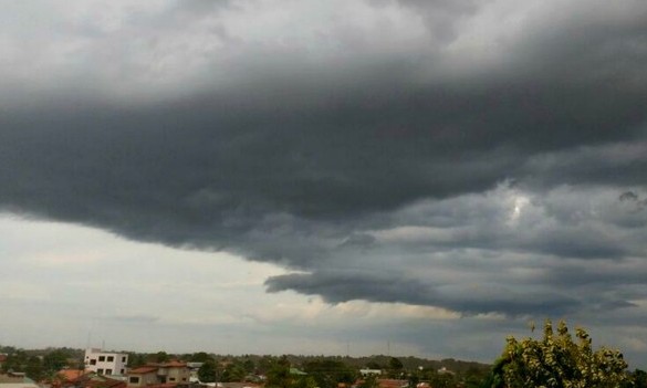 Quinta-feira, 28, será de tempo instável e pancadas de chuva em Franca