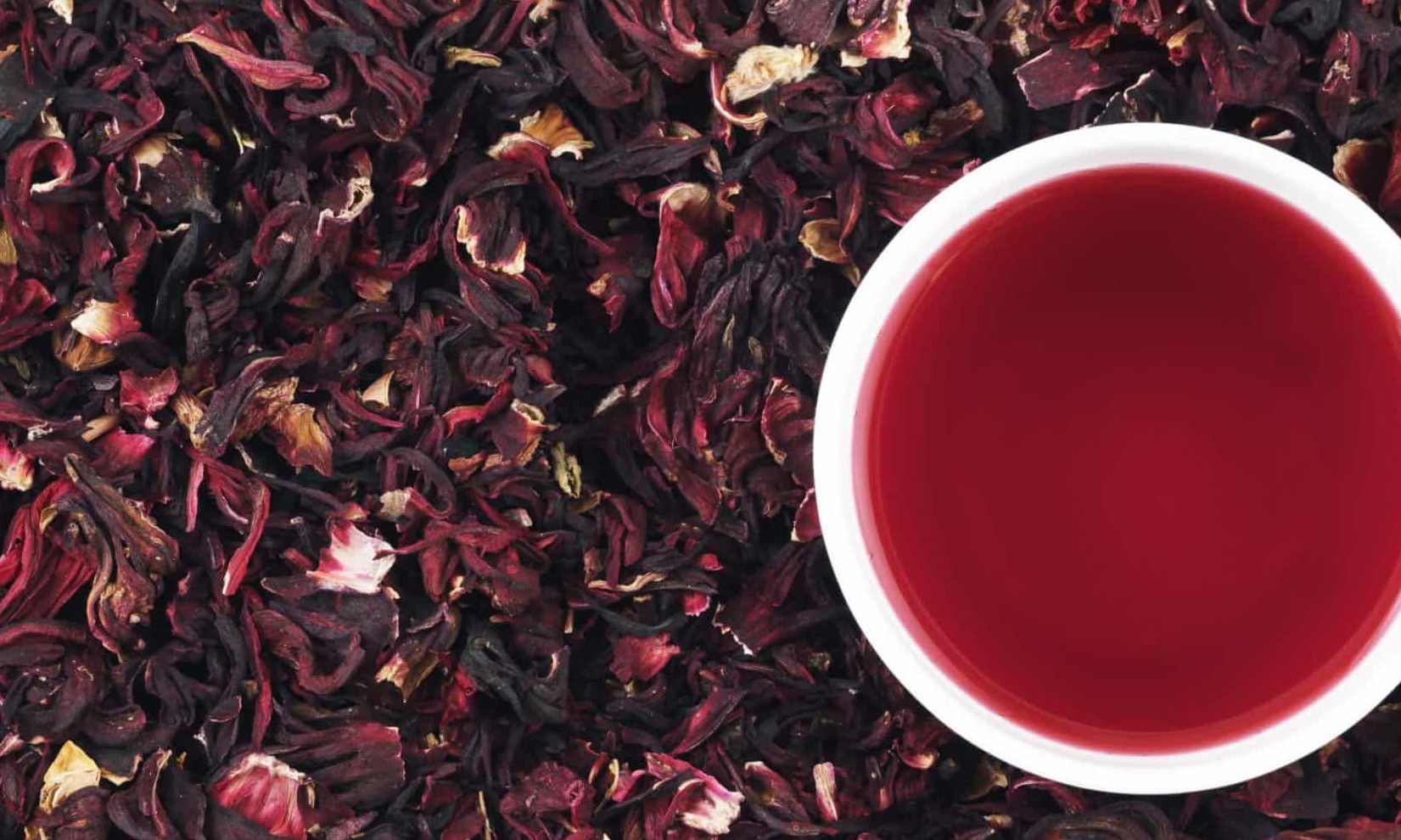 Por que o chá de hibisco pode ser veneno quando tomado em excesso