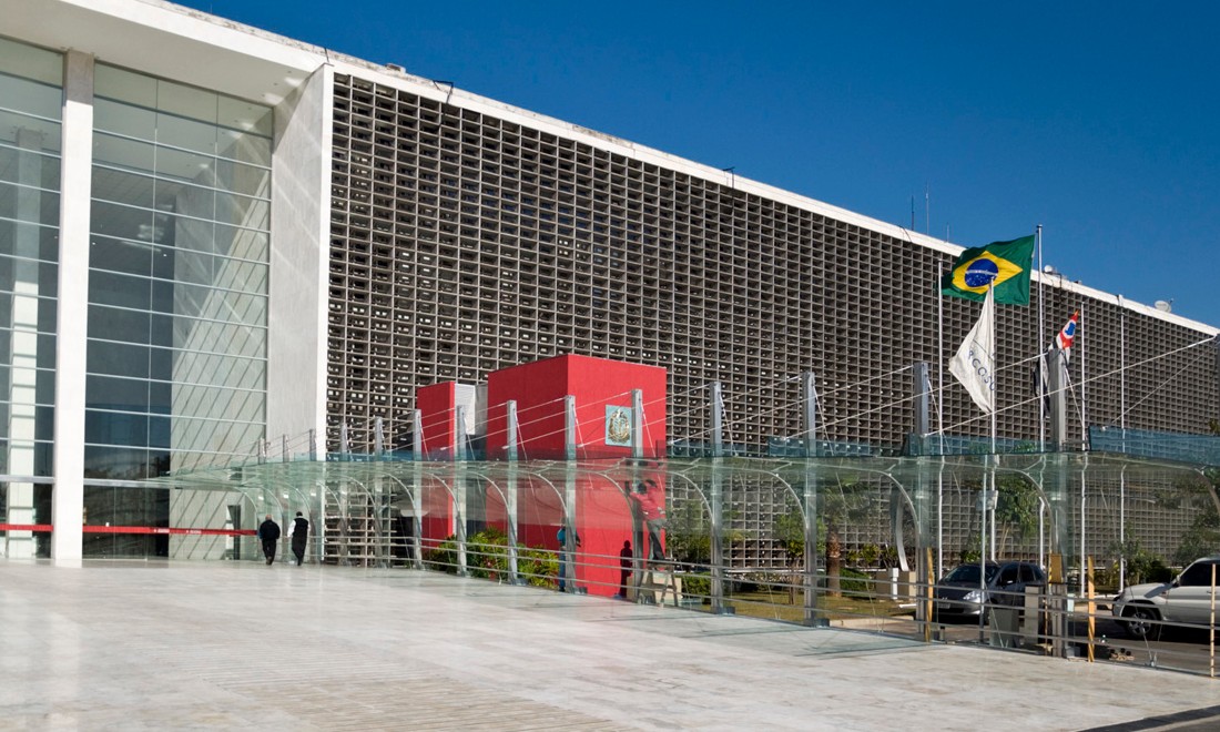 Como serão financiadas as universidades públicas com a reforma tributária?