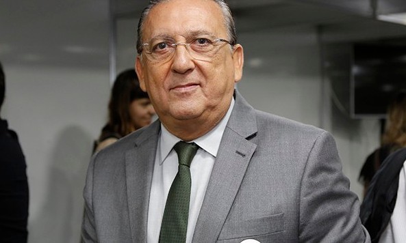 Galvão Bueno abre o jogo sobre a saúde após ter sofrido infarto no Peru