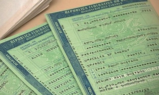 Veículos com placa final 9 tem até dia 31 para fazer o licenciamento