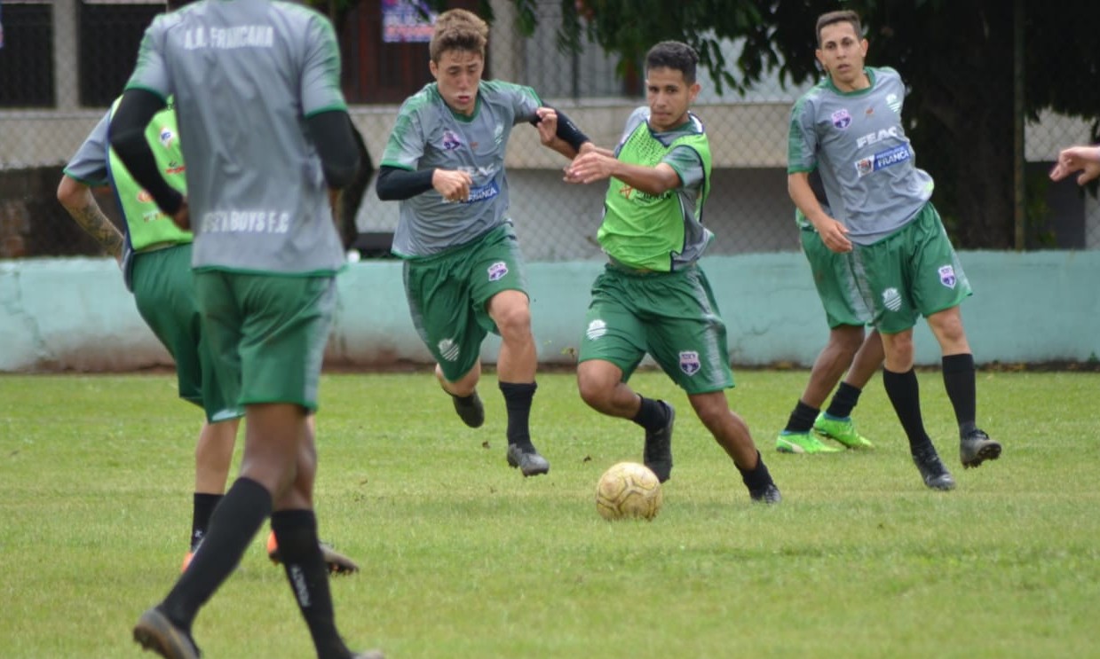 Jogo-treino e treinamento aprimoram equipe da Francana para a Copa SP