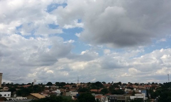 Último dia do ano terá pancadas de chuva e muito calor em Franca