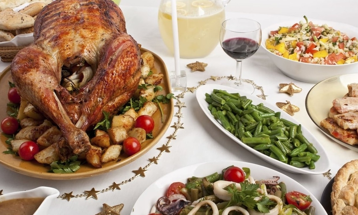 Procon-SP encontra diferença de até 125% em produtos da ceia de Natal