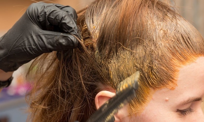 Produtos químicos para o cabelo podem causar câncer, revela estudo