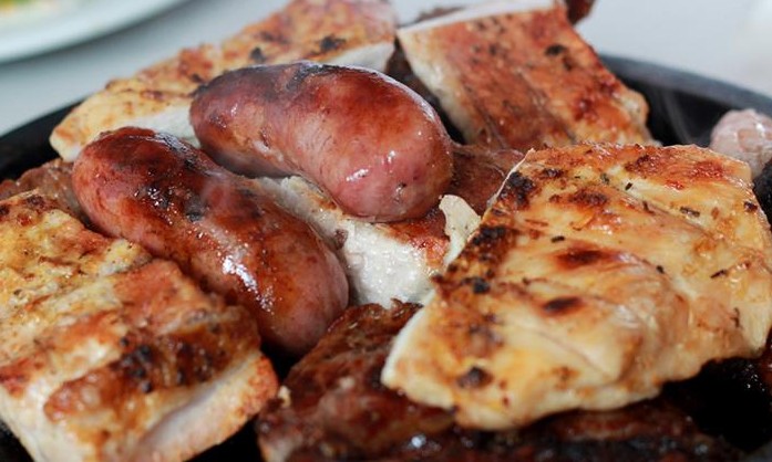 Alta do preço da carne obriga francano a baratear o cardápio do churrasco