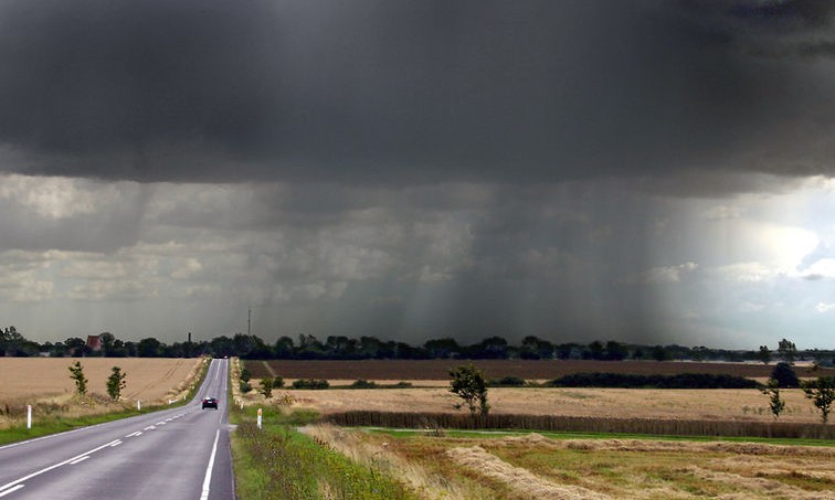 Domingo, 29, será de sol, calor e pancadas de chuva à tarde em Franca