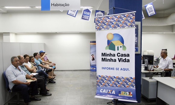Mais pobres continuam com pouco acesso ao financiamento imobiliário
