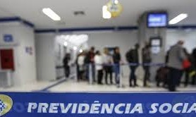 INSS flagra fraude de 4 mil servidores recebendo benefícios ilegalmente