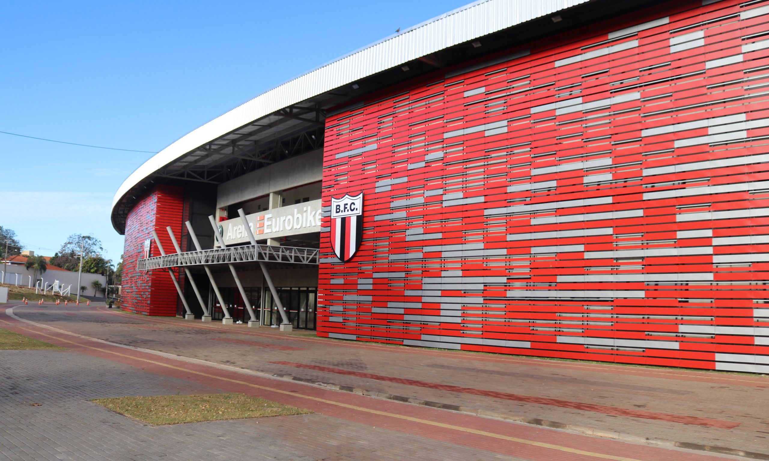 Ribeirão: Estrutura especial será oferecida a candidatos às vagas da Hard Rock Café