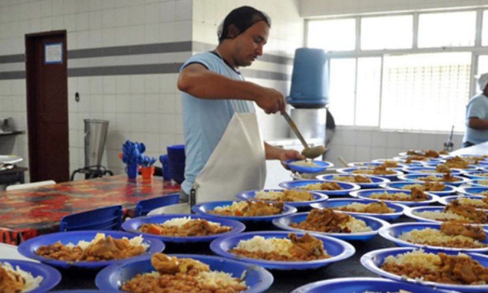Merenda escolar nas escolas estaduais de SP receberá investimento de R$ 114 mi