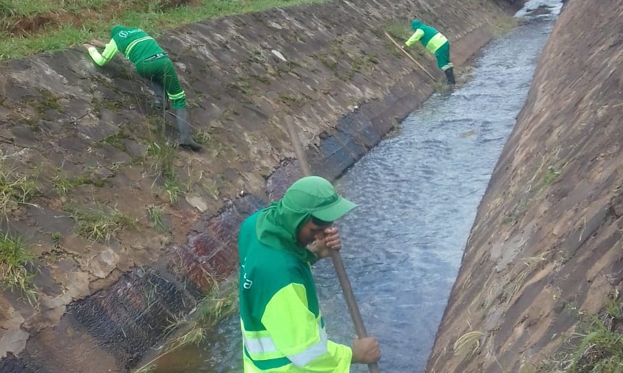 Córregos de Franca recebem manutenção após recentes chuvas dos últimos dias
