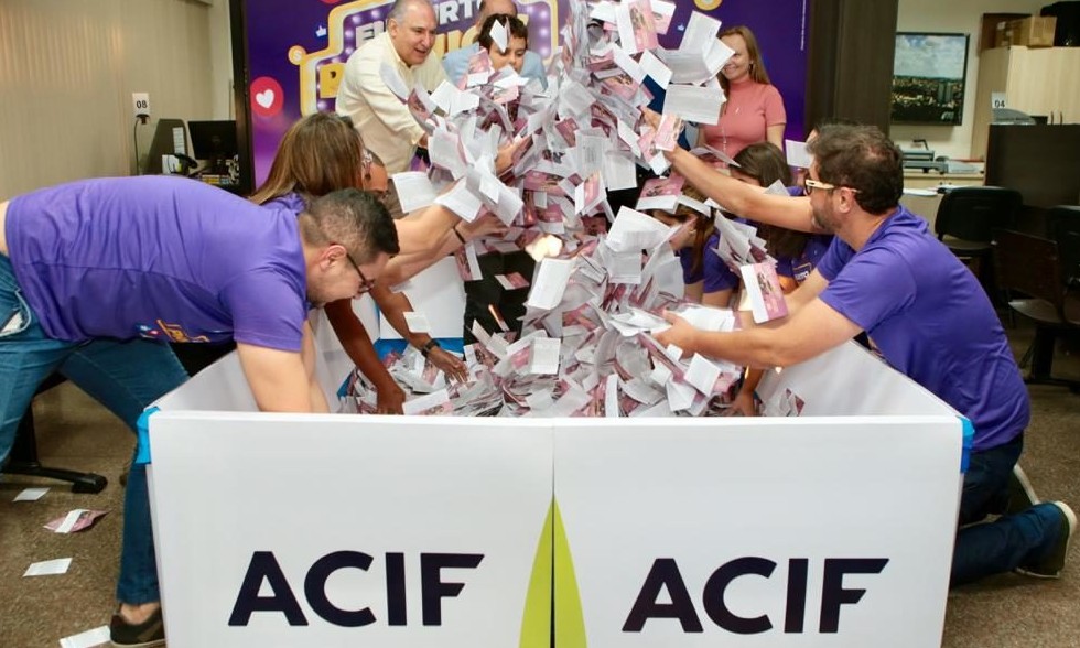 ACIF prepara campanha de liquidação com garoto propaganda da TV aberta