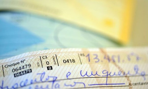 Limite de juros para cheque especial começa a valer a partir do dia 6 de janeiro