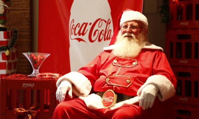 Papai Noel da Coca-Cola estará no Lopes do Parque Progresso nesta segunda, 16