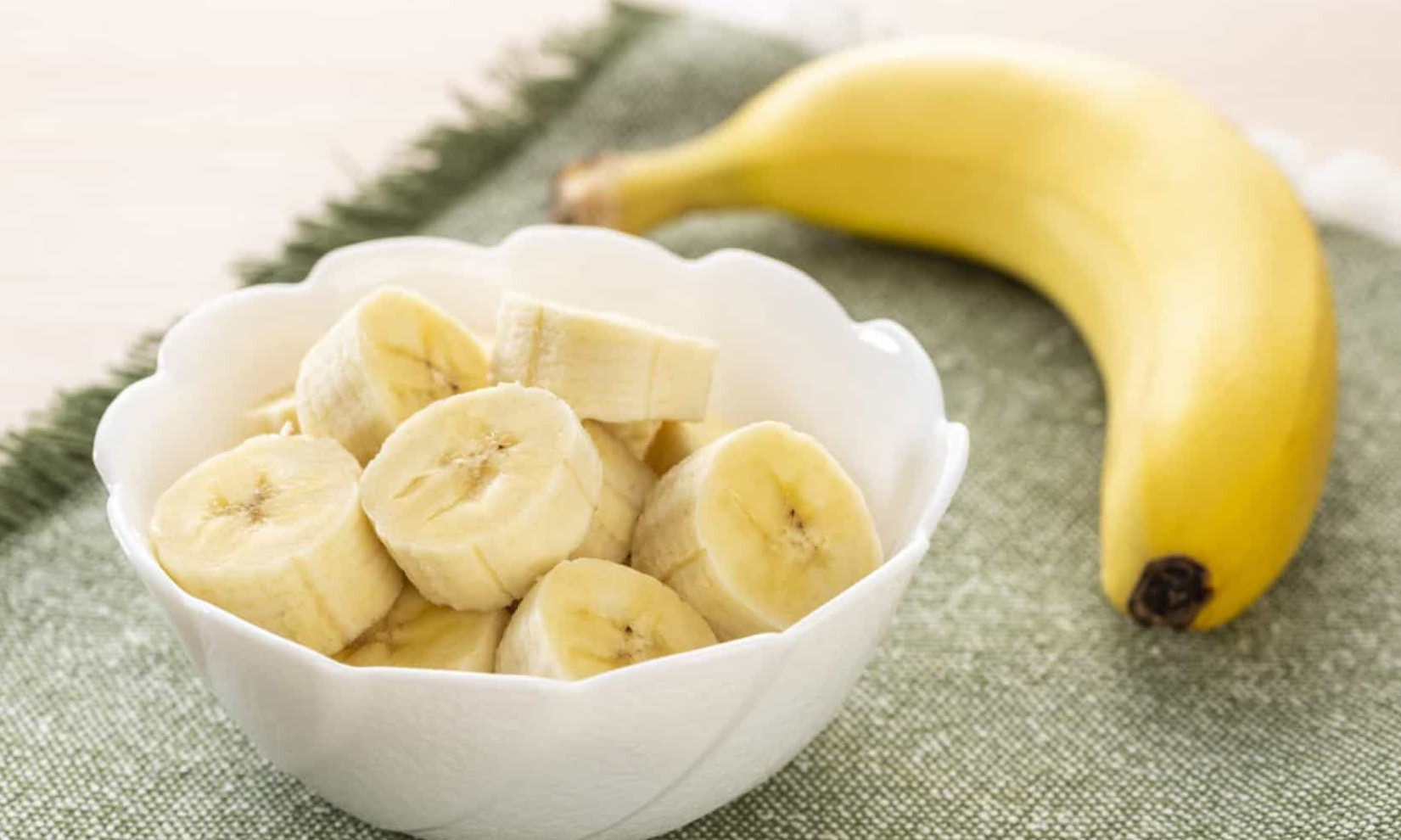 Quer, mas não consegue dormir? Inclua estes oito alimentos na sua dieta