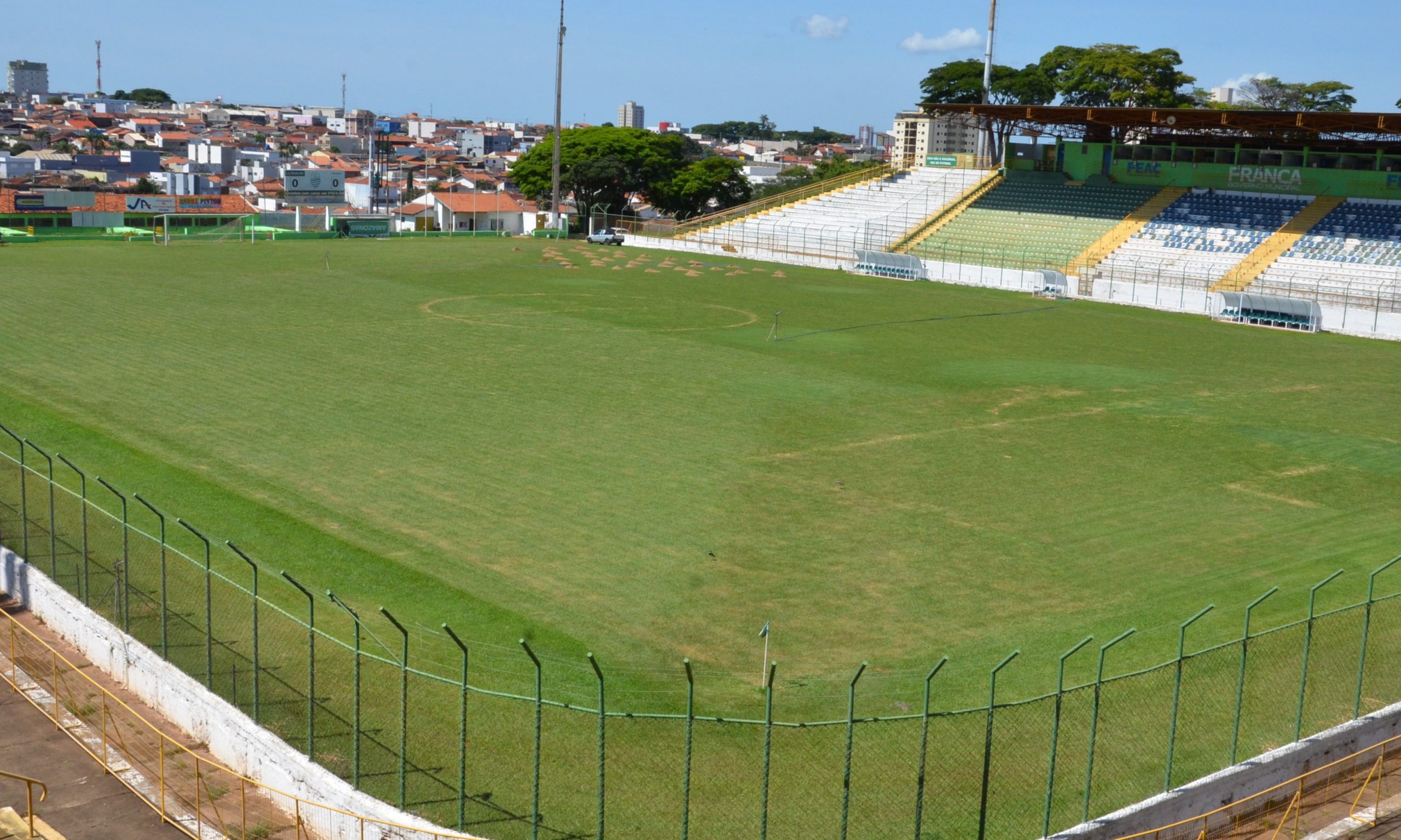Ingressos solidários para a Copinha começam a ser distribuídos em Franca