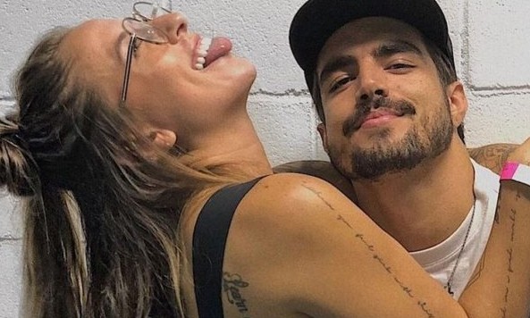 Bifão fala demais e acaba revelando como é transar com Caio Castro