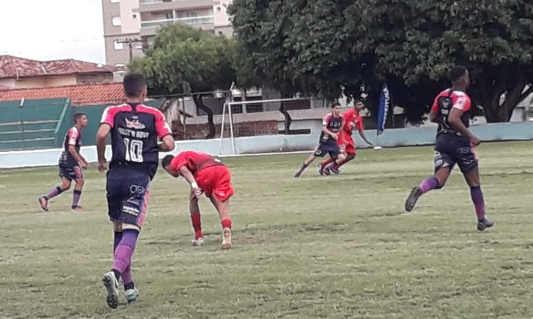 Rose’n Boys vence de 3 a 1 e sai na frente em decisão do Campeonato Varzeano