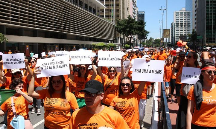 Grupo Mulheres do Brasil toma a Av. Paulista em marcha contra violência
