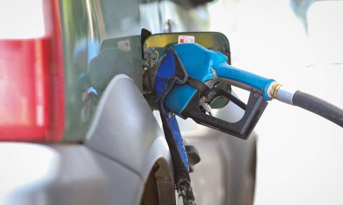 Diesel fica 3% mais caro nas refinarias a partir deste sábado, 21