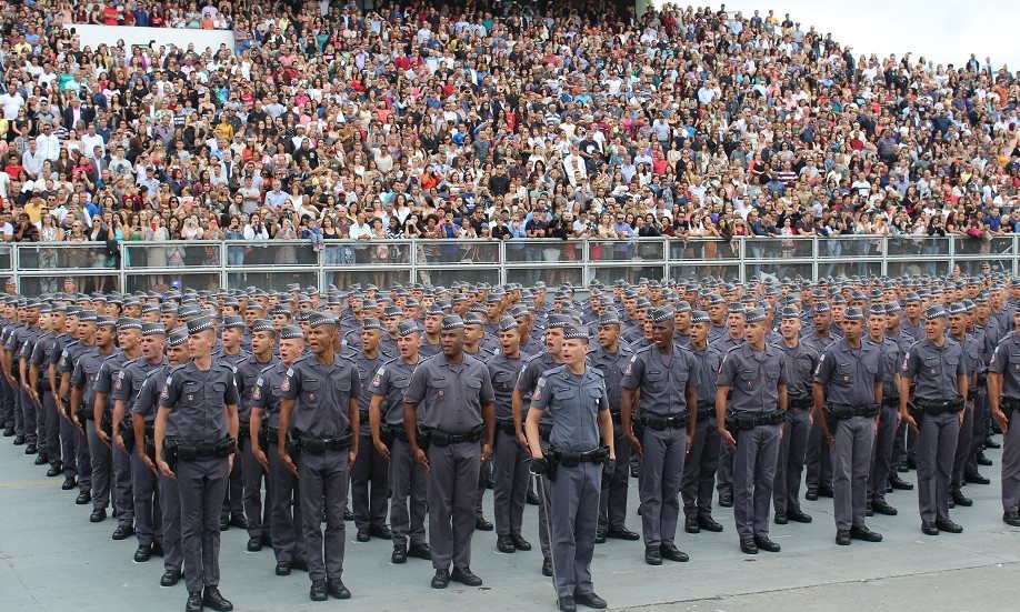 Polícia Militar forma 2.080 soldados de 2ª classe em solenidade em São Paulo