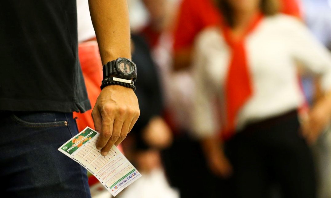 Sorteio da Mega-Sena será na terça-feira, 17. Prêmio pode pagar R$ 36 milhões