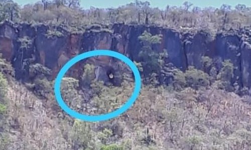 Suposta aparição de Nossa Senhora em gruta atrai fiéis em Minas Gerais