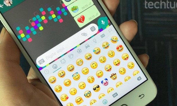 WhatsApp beta ganha mais emojis e novo menu de configurações para facilitar