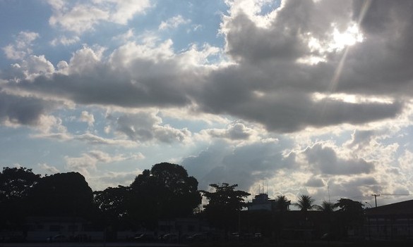 Sábado, 18, segue com tempo instável, com calor e chuva em Franca