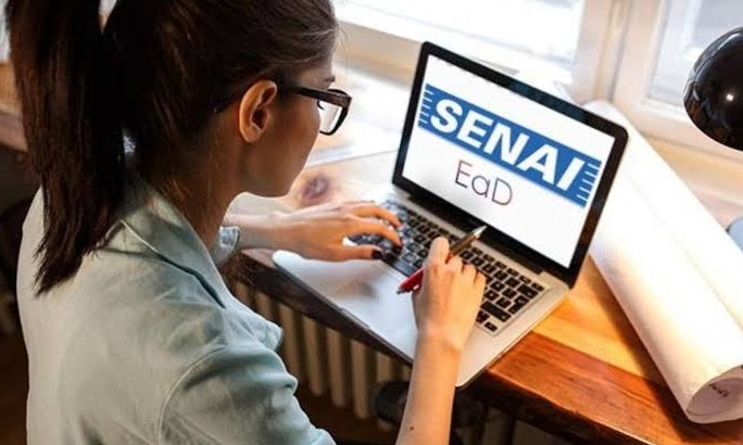 Senai oferece mais de 10 cursos gratuitos à distância: veja quais são e como cursar