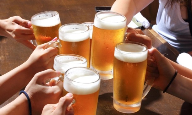 Heineken x Skol: qual a marca de cerveja preferida hoje pelos brasileiros?