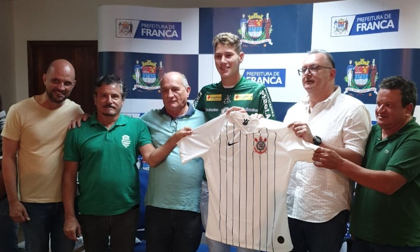 Francana e Corinthians fecham parceria para o departamento de futebol