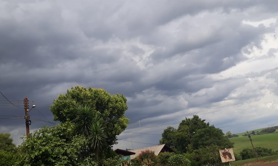 Temperatura sobe mas tempo segue instável em Franca nesta quarta, 15
