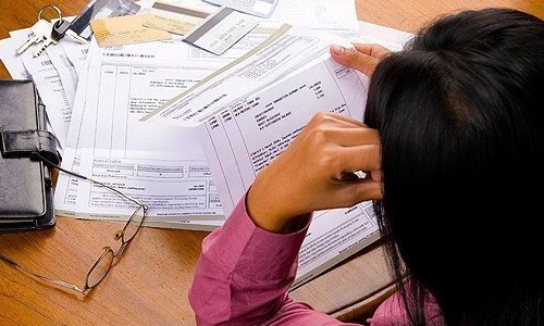 Oito em cada 10 brasileiros estão endividados. Veja como renegociar pendências