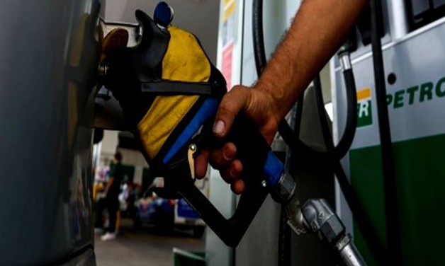 Preços do diesel e gasolina devem sofrer alta nas refinarias nos próximos dias